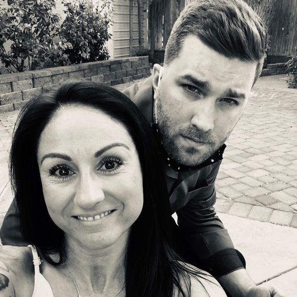 Meet Your Posher, Jessie - Picture 2 of 5